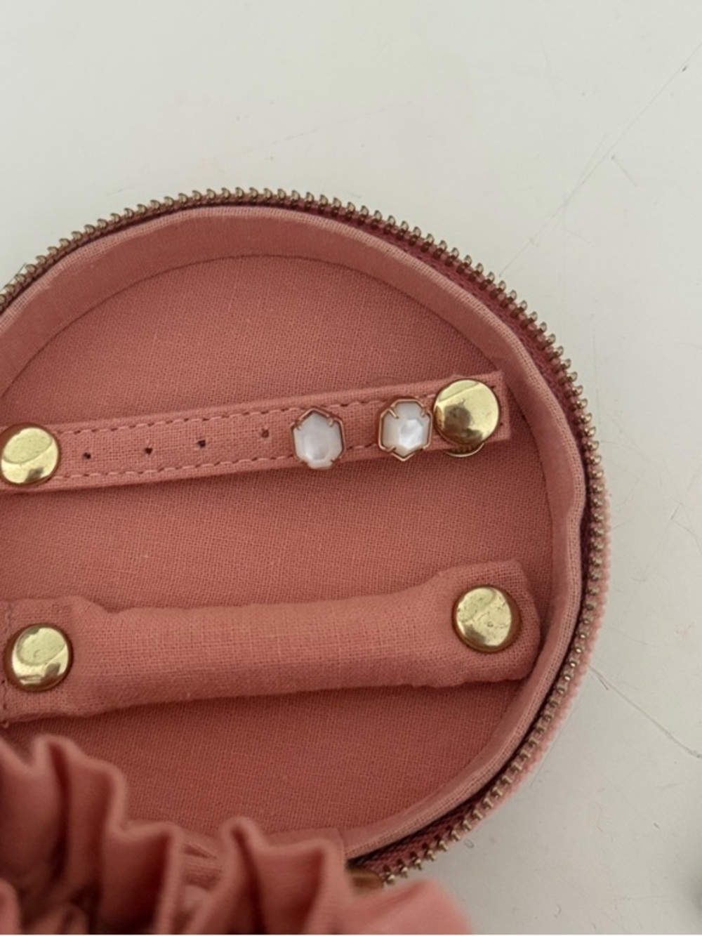 Kendra Scott White Stone Gold Stud Earrings